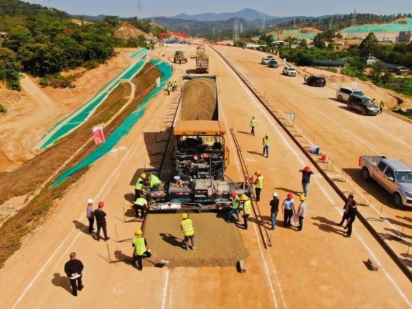 南岸高速公路